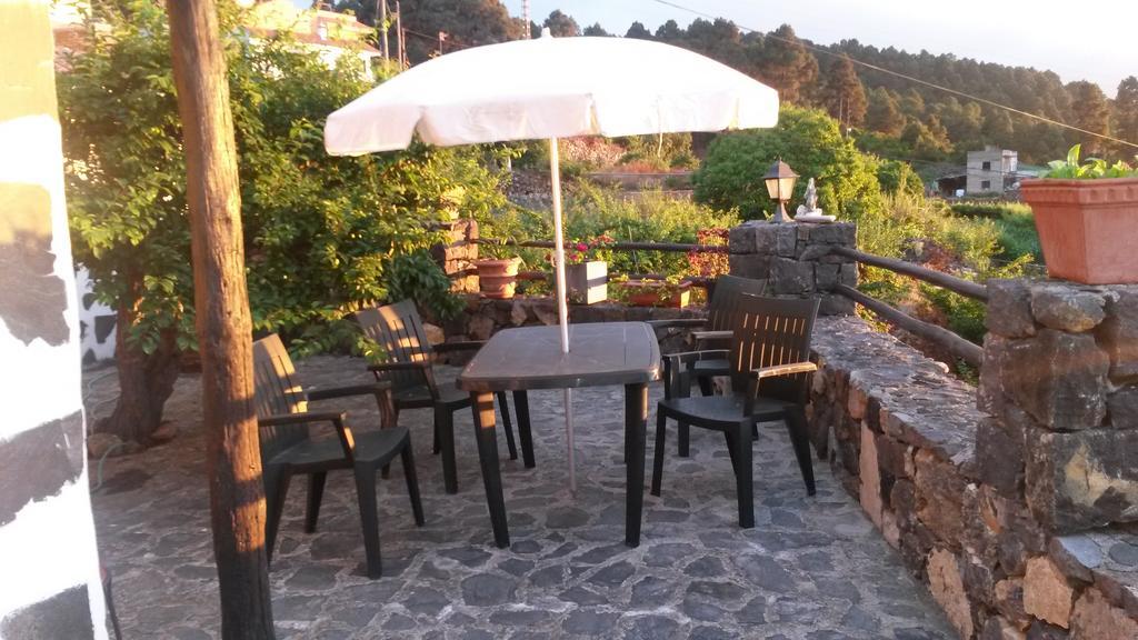Casa Canaria La Moncloa Villa Icod De Los Vinos Ruang foto