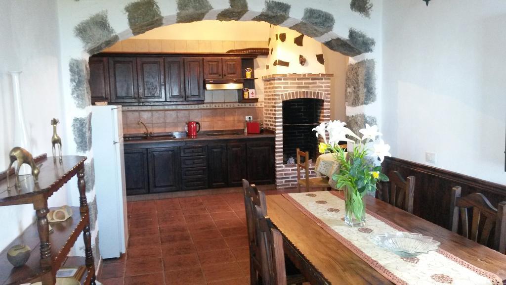 Casa Canaria La Moncloa Villa Icod De Los Vinos Ruang foto